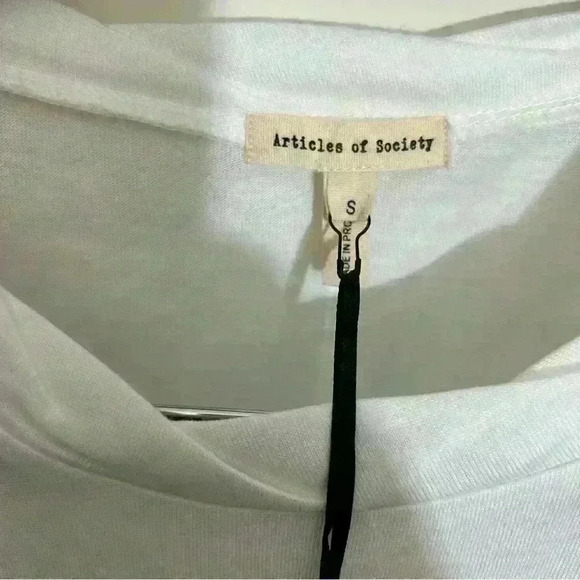 NWT Articles of Society Women's Top Button Down Tee White Short Sleeve Size S - Picture 4 of 5